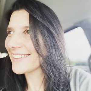 Meet your Posher, Alisa